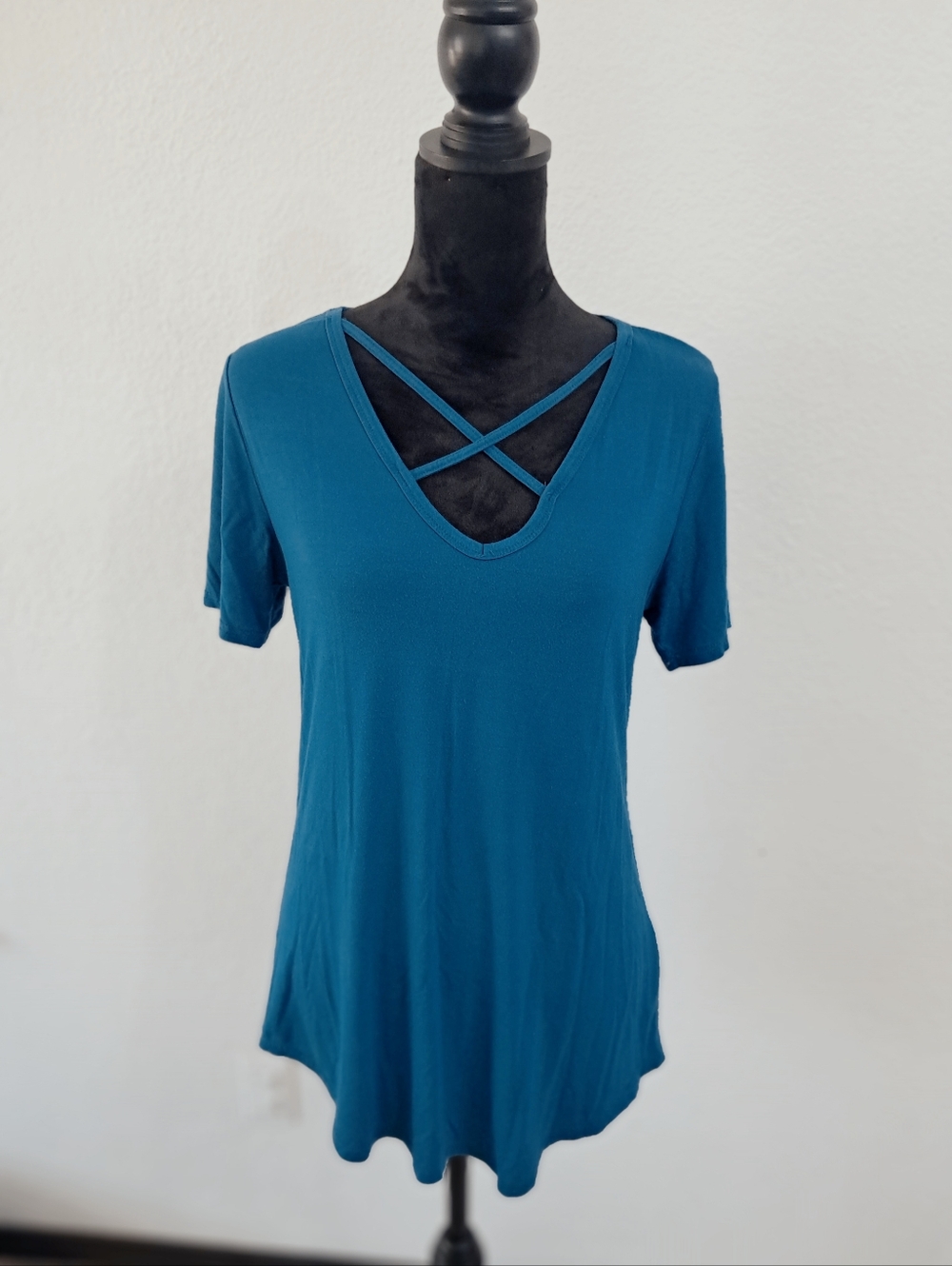 Piko 1988 Md Tunic Criss Cross Neck Teal Bamboo Blend  Scoop Neck Md Minimalist